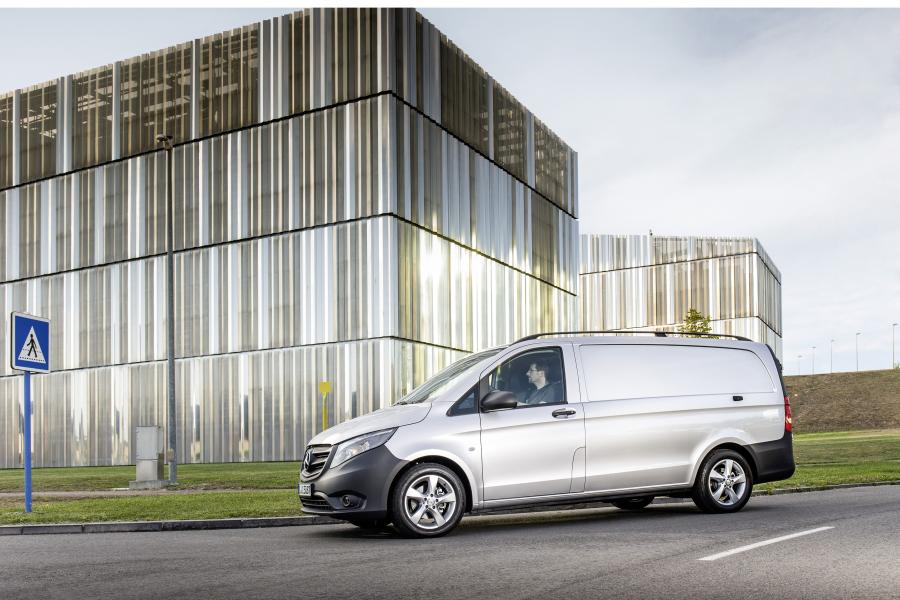  Mercedes-Benz Vito Panel Van 2014 года  (фото 31 из 45)